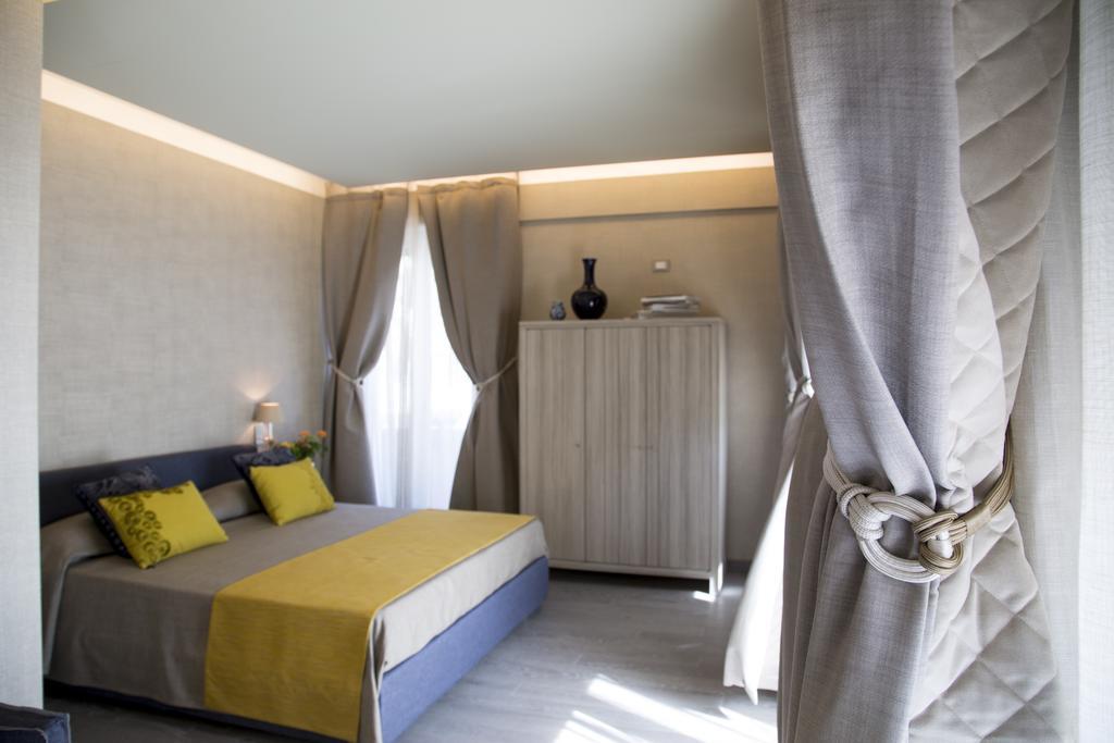 Thebed Bed and Breakfast Pescara Rum bild