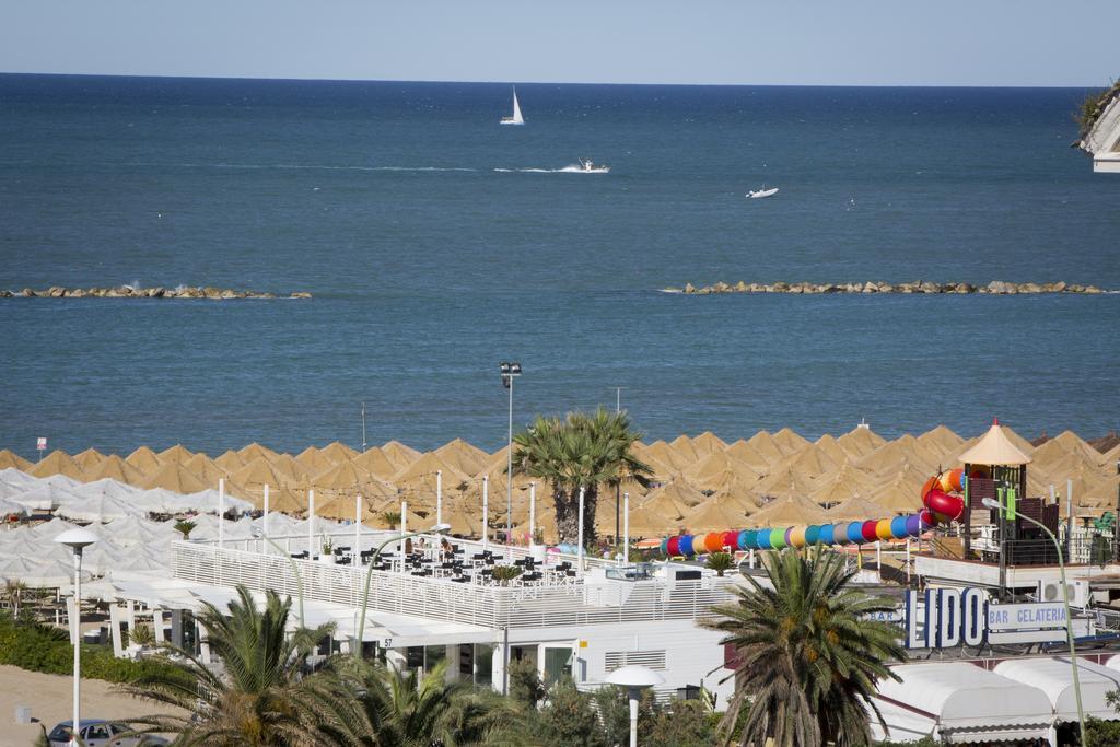 Thebed Bed and Breakfast Pescara Rum bild